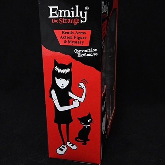 SDCC 2023 Exclusive Toynami Emily The Strange Bendy Action Figure Mystery Cat - Picture 4 of 6